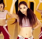 Goo Hara Showing Off Her Yummy Tummy snapshot 2