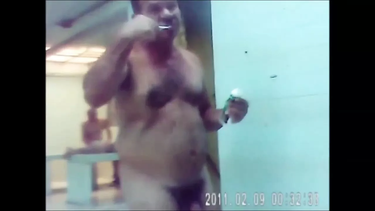 Hommes Nus Au Sauna: Gay Porn