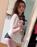 Aisling Bea Dancing In Her Knickers snapshot 1