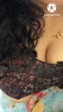 Desi Indian geetahousewife big natural boobs snapshot 7