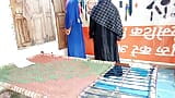 两个戴穆斯林头巾的穆斯林女大学生与大鸡巴发生性关系 snapshot 5