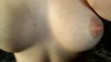 Puta rusa tiene sexo en una casa de emergencia en video pov snapshot 4