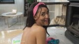 Deviante - énorme éjac faciale pour une femme de ménage latina snapshot 19