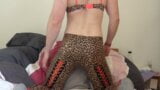 Plugged leopard sissy wants to get fucked by you. Shaking my round butt to tease. snapshot 1