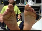 Piedi di ragazzi etero in webcam snapshot 5