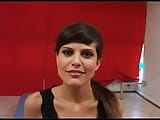 Schattige amateur-latina L. heeft haar make-up geruïneerd met heet sperma van twee grote pikken snapshot 5