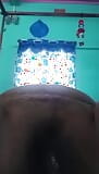 Дезі відео невістка зняла знижку на воду з мобільної стійки snapshot 5