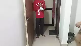 Desi College Girl Seduced & Fucked by Delivery Boy Mere Pass Chut ...