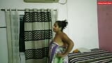 Mera Hotwife ko AC Mecanique ne choda! Desi Hotwife Sex snapshot 2