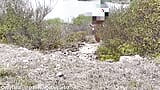 Esposa se folla a un chico en forma al azar en la playa nudista mientras mi esposo está grabando, puta esposa follada en la playa nudista por extraño, snapshot 10