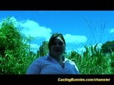 Hete Franse bbw meisjes eerste anale video casting snapshot 1