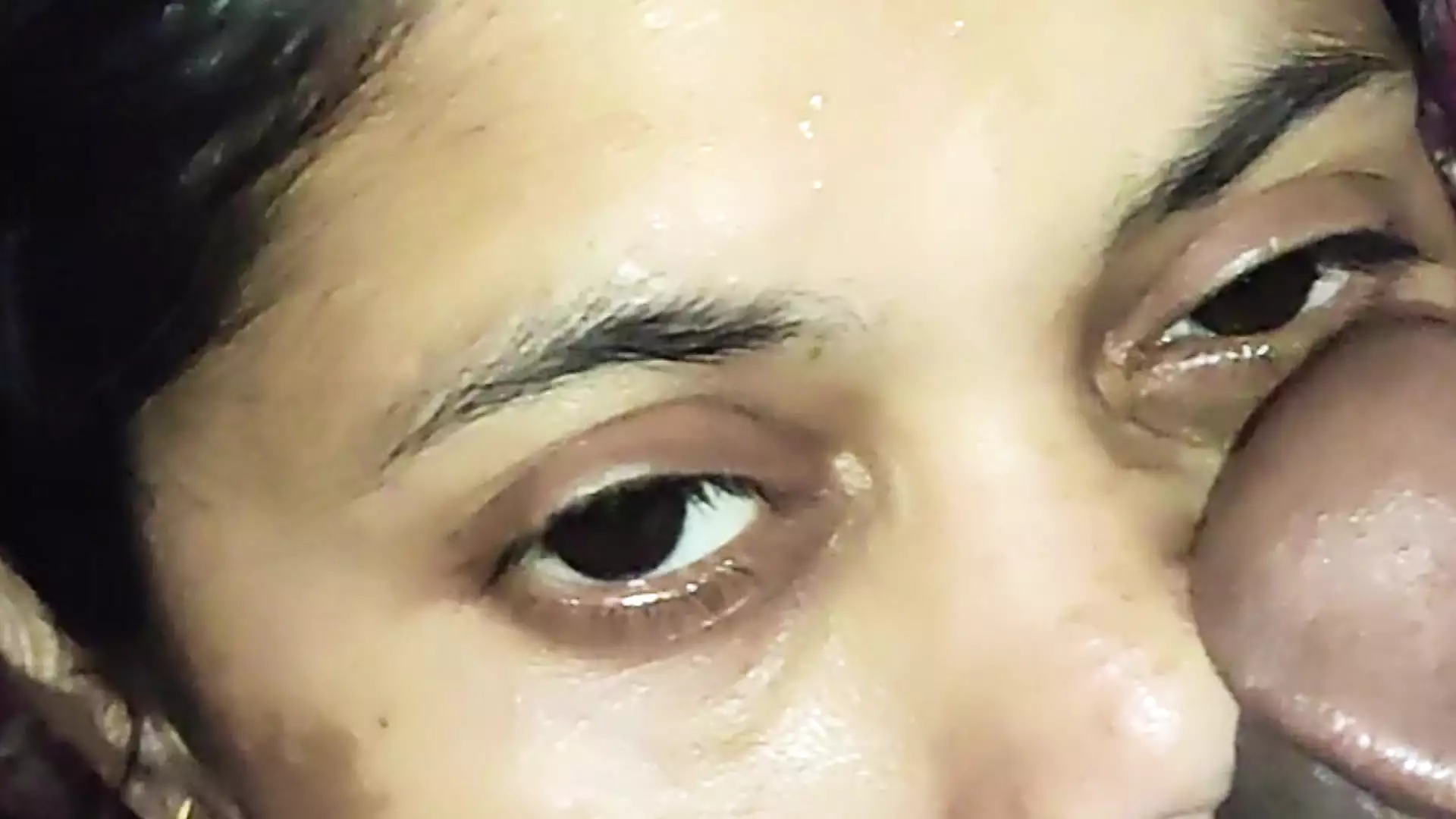 Başka bir adamdan bir anal almak. 