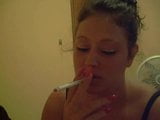 Caliente milf fumando mamada pt 2 snapshot 2