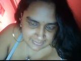 Plump indian aunty shows her body snapshot 3