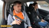 Fakedrivingschool studenten per ongeluk tiktok tas uitdaging snapshot 8