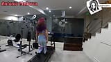 Fitnessfreak Argentijnse met grote blanke kont wordt geneukt in de sportschool - Meriandheavy snapshot 9