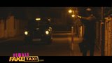 Weibliche Fake Taxi großen schwarzen Schwanz fickt geilen Fahrer snapshot 1
