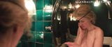 Rosamund Pike nuda in una guerra privata su scandalplanet.com snapshot 2
