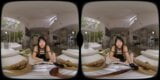 VR-жадность Elle Lee в роли шмотиста в Spy X, семейная секс-пародия в VR-порно snapshot 4