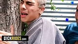 Zakar Comel Blonde Boy Edipo Rey Strokes Pemandu Miang Leo Blue dalam Filem Penuh Teksi - Batang Menunggang snapshot 21