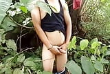 Varsa novia Ko Jungle Mai Piss homenaje Diya snapshot 4