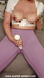 Hete lerares spuit in haar legging. ze heeft altijd de beste cameltoe yogabroek snapshot 7