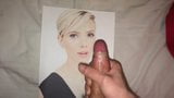 Scarlett Johansson pancut penghormatan snapshot 2