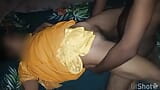 Yeni Hintli kız xxx - karım seks videosunda snapshot 1