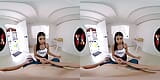 Vrlatina - 19 años - petite latina petite body follada en su debut escena - vr snapshot 10