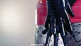 Latex Het retas video, gummi catsuit Arya Grander snapshot 8