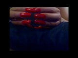 Des mains élégantes sexy avec de longs ongles rouges super sexy snapshot 16