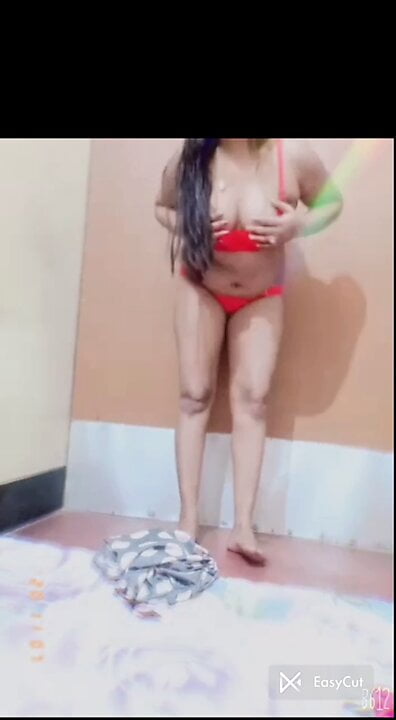 Padosi bhabhi ko怀孕的kiya(大胸部)