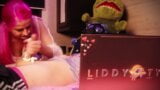 Liddy Tyler überzeugt Stiefbruder, ein Schwanz in ihrer Cam-Show zu sein! snapshot 10