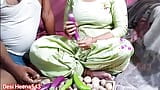 Vegetables seller bhabhi ko patakar choda in clear Hindi voice snapshot 2