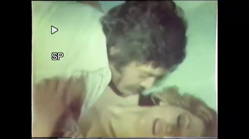 Үлкен бөкселері мен сиськи бар сұлулар