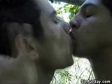 Hombres chupando polla al aire libre snapshot 1