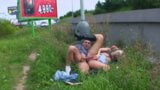 Blonda face sex pe autostradă! snapshot 16