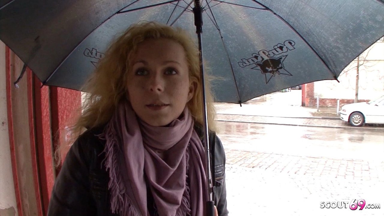 Mature Seduce to Fuck for Cash at Street Casting German | xHamster