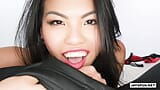 L'arrapante pornostar asiatica cindy starfall video sessuale pov snapshot 3