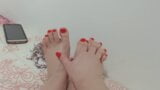 Pussy and Feet snapshot 4