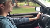 Забавный приятель снимает порцию спермы во время вождения snapshot 4