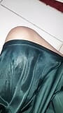 Travestiet in chiffon jurk met zijdezachte voering snapshot 1