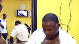 Mùa hè tuyệt đẹp đưa sáu con cu to đen trong một cuộc chơi tập thể barbershop đa chủng tộc snapshot 24