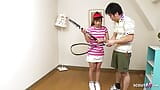 Thiếu niên quần vợt Nhật Bản dễ thương bị huấn luyện viên của cô ấy quyến rũ đến chảy tràn tinh dịch snapshot 1