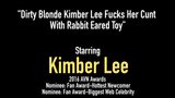 Грязная блондинка Kimber Lee трахает ее пизду ушастой игрушкой Rabbit snapshot 1