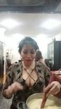 Señora caliente haciendo selfies.mp40 snapshot 1