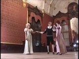 Het ung cinderella knullad av prinsen snapshot 3