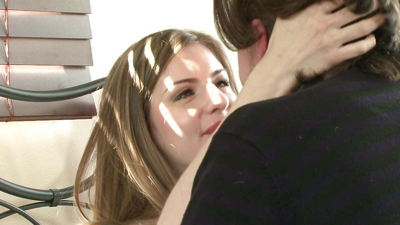 Stunning Stella Cox sprayed from Luke Hotrod.mp4