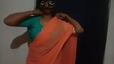 Srilankan sexy girl Ware sari and open her bobo,Hot girl some acting her clothes removing, sexy women  episode snapshot 10