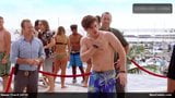 Celebrità maschio Adam Scott Miller scene di film a torso nudo snapshot 7